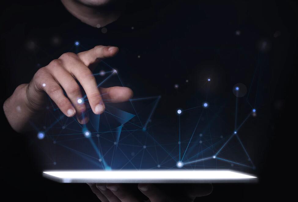 何炅马丽演的一部输血的电影叫什么 何炅马丽超幸福三部曲